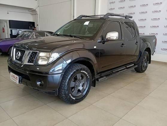 NISSAN FRONTIER 2.5 LE 4X4 CD TURBO ELETRONIC DIESEL 4P AUTOMÁTICO NISSAN FRONTIER 2.5 LE 4X4 CD TURBO ELETRONIC DIESEL 4P AUTOMÁTICO